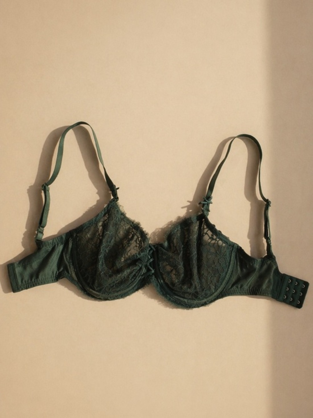 34DD - Victorias Secret Dark Green Lace Underwire Bra